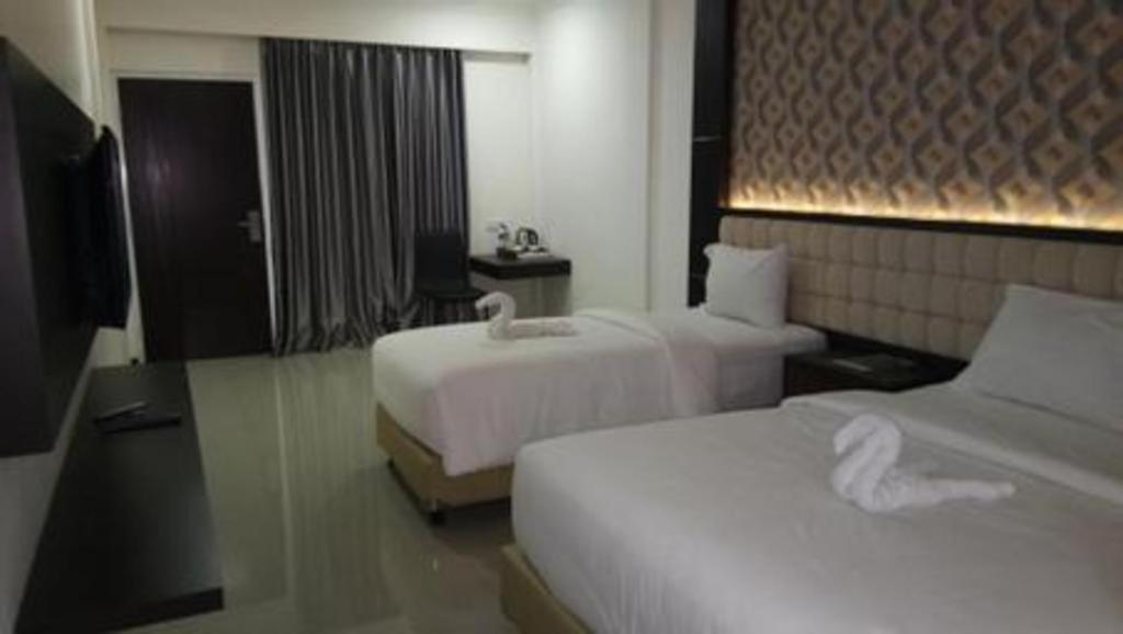 Sindoro Hotel Cilacap By Conary Exterior foto