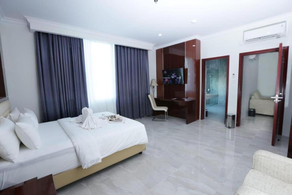 Sindoro Hotel Cilacap By Conary Exterior foto